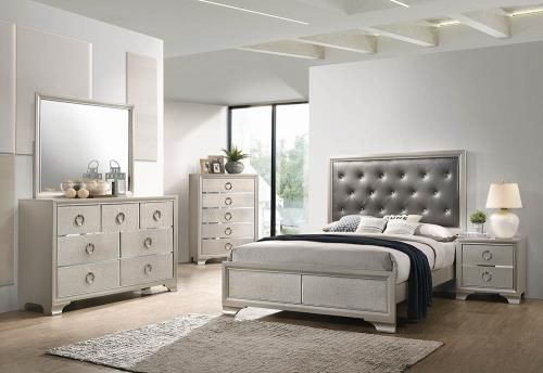 4PC QUEEN BEDROOM SET: QUEEN BED FRAME, DRESSER, MIRROR, NIGHTSTAND