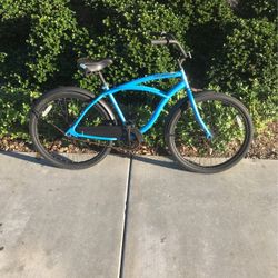 26” Huffy Cranbrook Men’s Blue and Black Beach Cruiser 