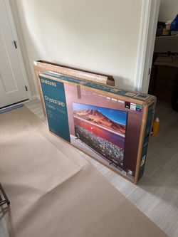 Samsung 55" Crystal UHD 4K Smart TV