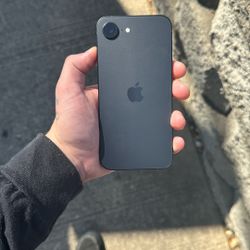 iPhone 16e Black 128gb