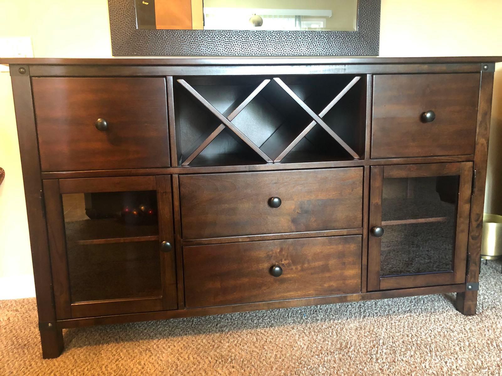 Living Room Server From Ashley In A Really Good Condition 