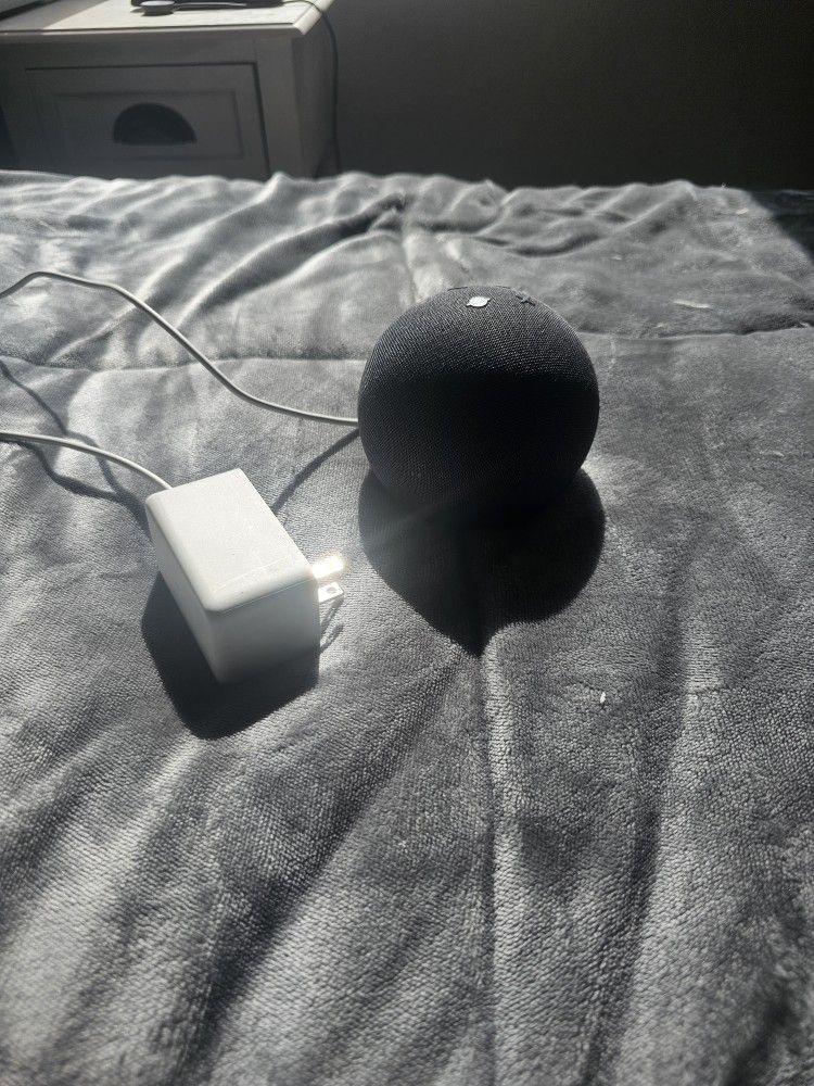 Amazon Echo Speaker