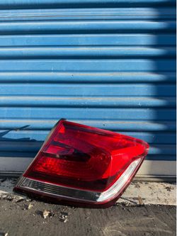 Honda Civic 2013 2014 2015 Right Side Tail Light OEM