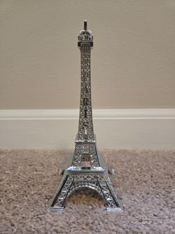 Metal Eiffel Tower Figureine