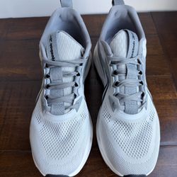 Reebok Zig Dynamica  Men's Gray Running Shoes, Sz 10