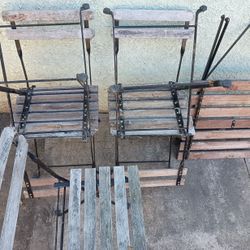 Five Chairs And A Table They Don't Make Them Like They Used To Fold Up $20