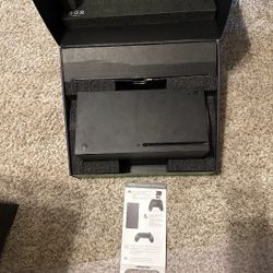 Series X 1TB SSD Home Console - Black - With Controllers & games