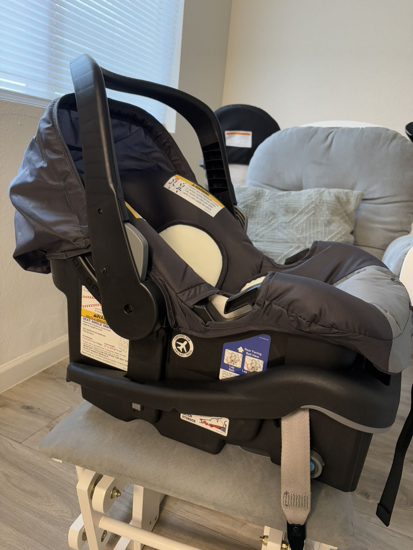 Infant Car seat