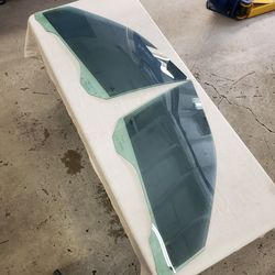 1997 to 2003 BMW E39 FRONT DOOR SIDE GLASS WINDOWS