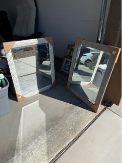 22”x28” mirrors - READ DESCRIPTION