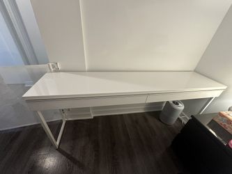 High Gloss White Desk