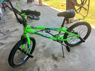 2 kids bikes