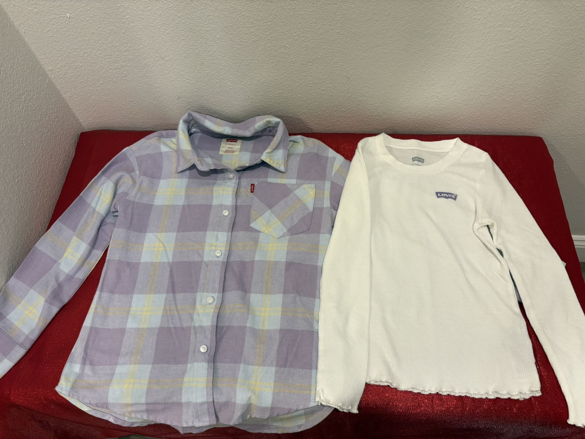Girls Levi’s purple & white flannel and thermal set - kids size Small 7 - Simi Valley