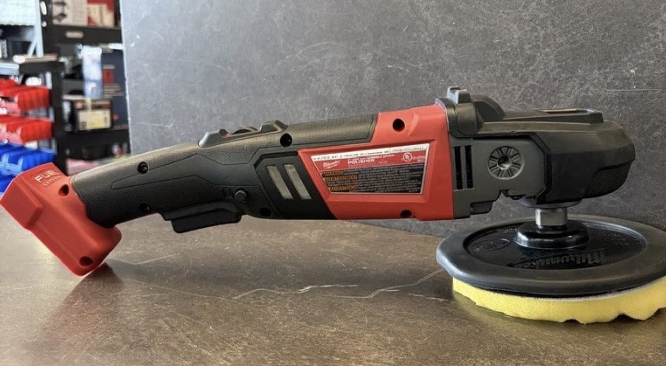 Milwaukee 2738-20 M18 Fuel 7” Variable Rotary Polisher