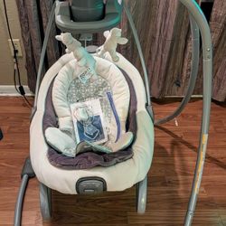 Graco Duetsoothe Swing & Rocker