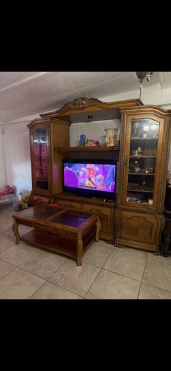 Wall Unit