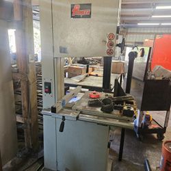 Pioneer Vertical Bandsaw