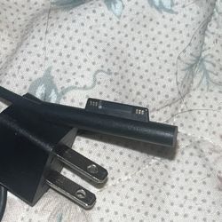 Microsoft Surface 65 Watt Laptop / Tablet Charger 