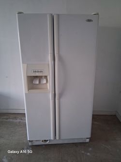 Whirlpool Side-by-Side Refrigerator with Ice Dispenser