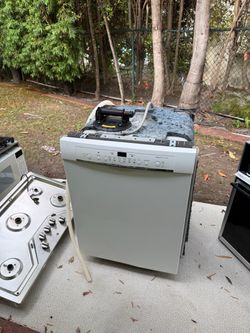 Used Bosch Dishwasher - White