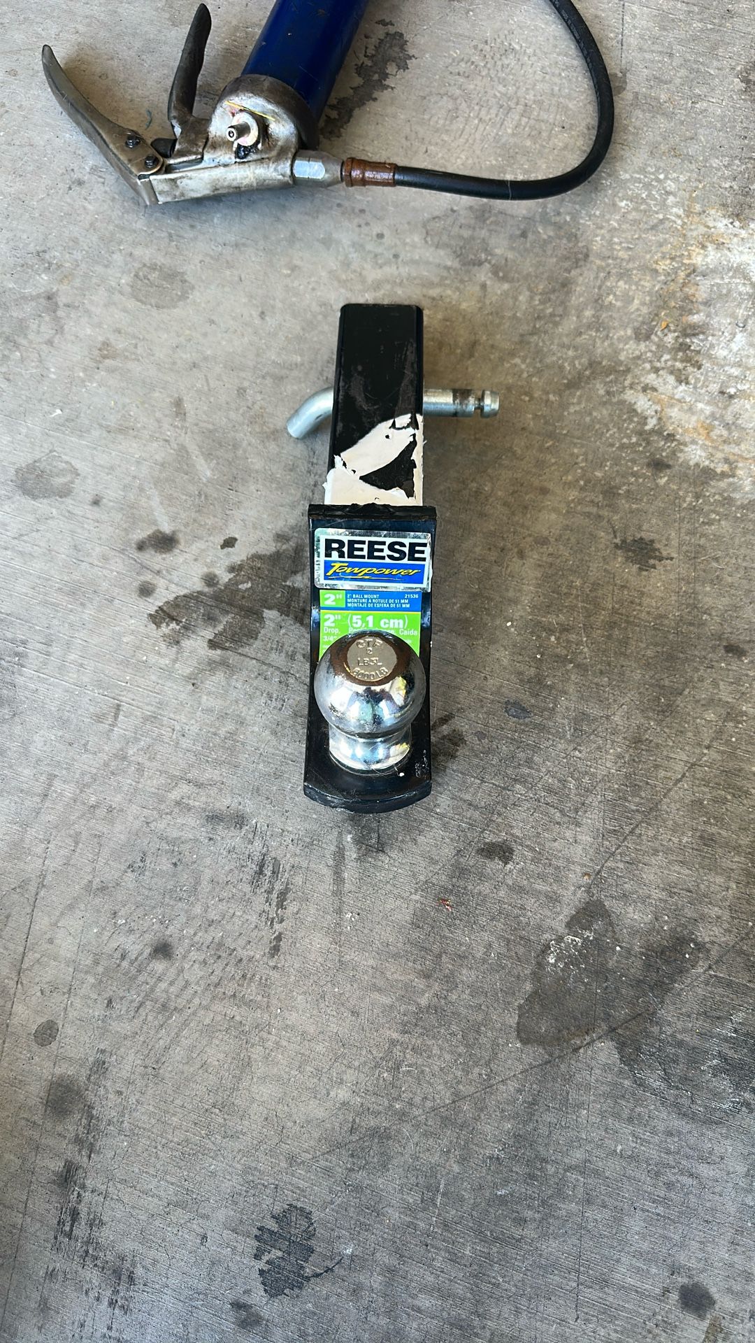 2” Hitch. Reese Towpower