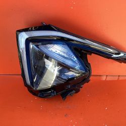 2022-2023 KIA Sportage OEM Left Driver Side LED Headlight Assembly 