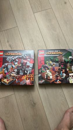 Lego Minecraft 21163 and 21176