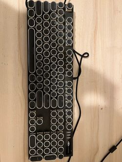 MAGEGEE typewriter style keyboard