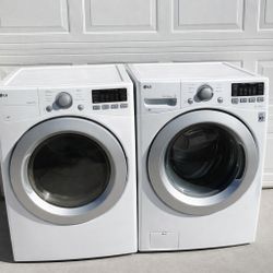 LG Large Capacity Washer & Electric Dryer Set 