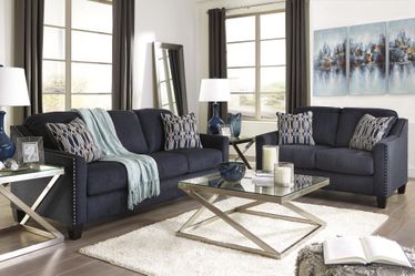 N3w Sofa & Love Set By Ashley