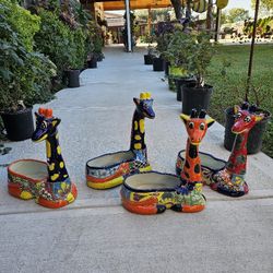 Talavera Giraffe Clay Pots (Plants) Planters, Pottery. $45 Cada Una