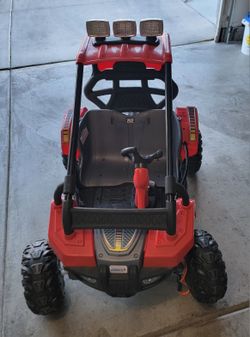 Power Wheels Baja Trailster Battery-Powered Ride-On Toy, Pretend Dune Buggy, Multi-Terrain Traction, Preschool Toy, Seats 2, Ages 3+ Years