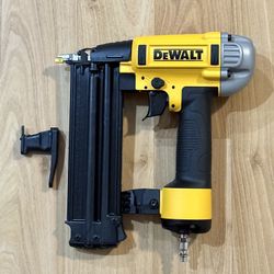 DEWALT 18-Gauge Pneumatic Brad Nailer