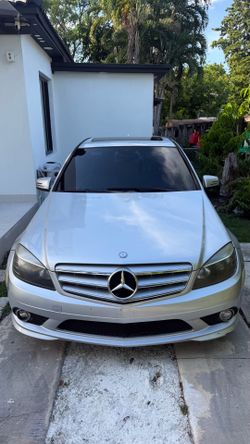 Mercedez benz 2010 C350