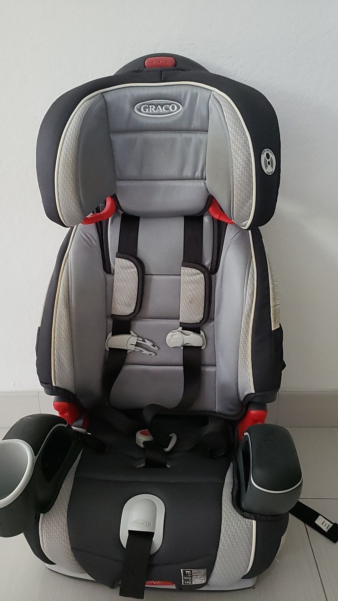 Graco 3 in 1 car seat and booster