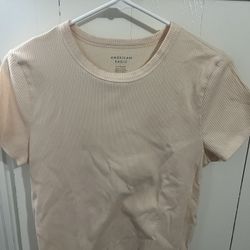 American Eagle T-shirt 