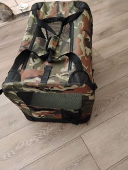 Pat carrier, large and sturdy