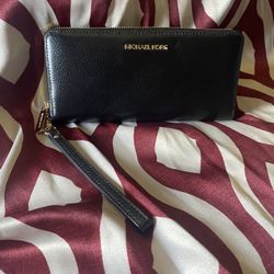 MICHAEL KORS NEGRA