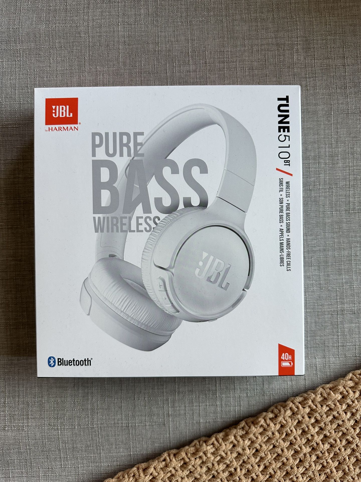 JBL Wireless Headphones With Purebass - Brand New!