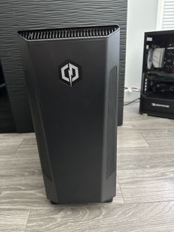 CyberPowerPC - Gamer Supreme Liquid Cool - Desktop - AMD Ryzen 7 5800X Processor - 32GB Memory - 1TB NVMe SSD + 3TB HDD - GeForce RTX 3080