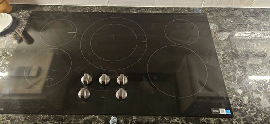 Samsung 36" electric cooktop