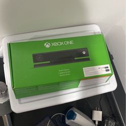 Brand New Kinect Sensor For Xbox One