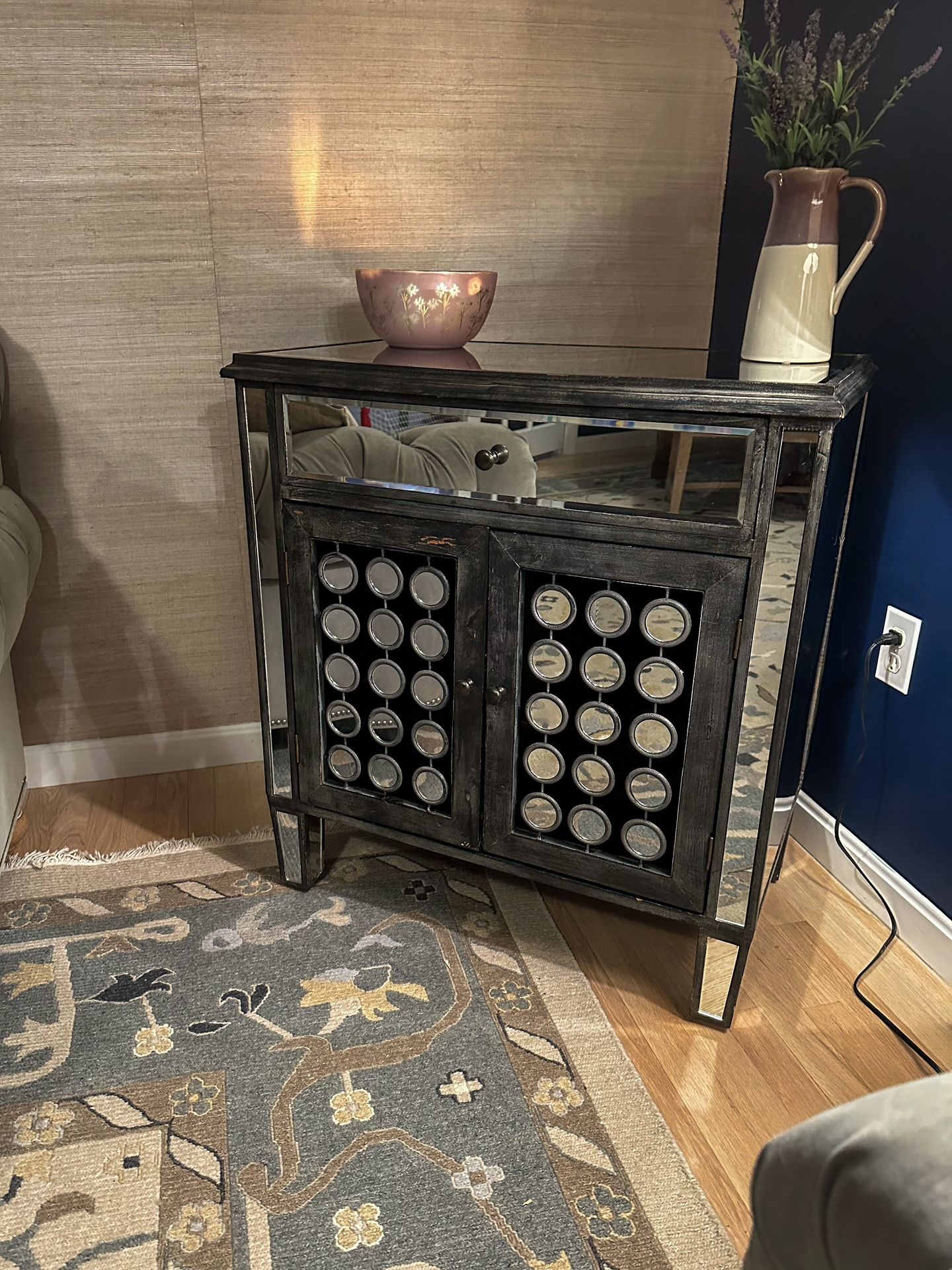 Mirrored Accent Cabinet / Side Table – Vintage Style