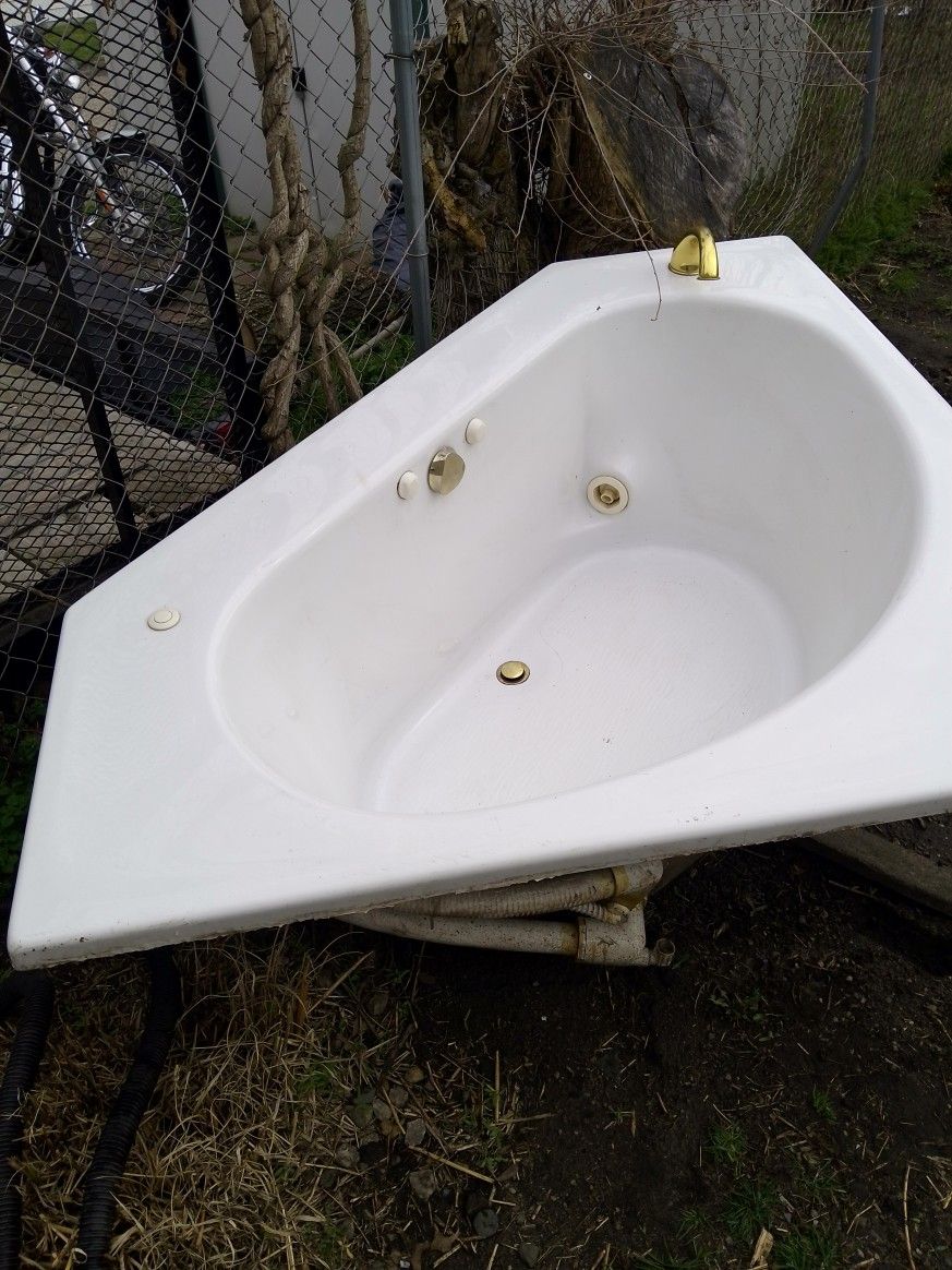 Whirlpool Garden Tub Everything Works