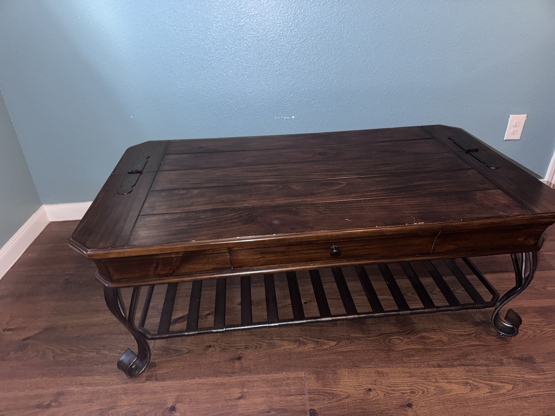 Matching Coffee Table , and 2 End Tables From Rooms To Go