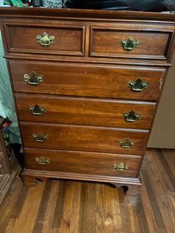Bedroom Furniture Set
