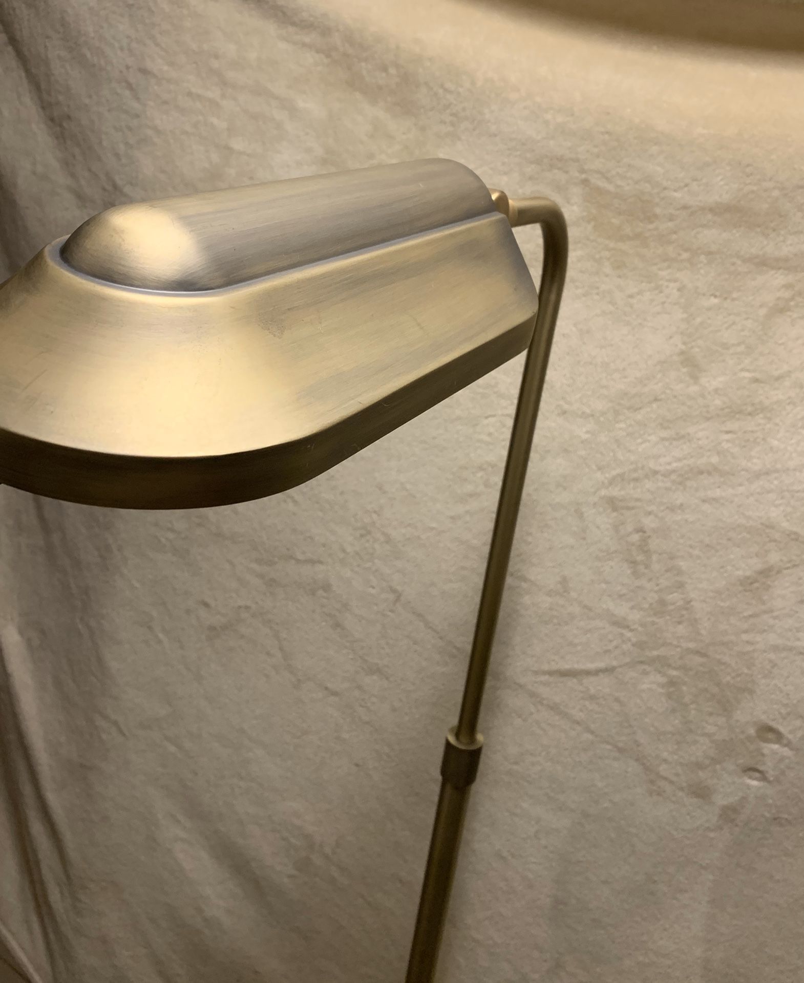 Verilux heritage natural floor lamp