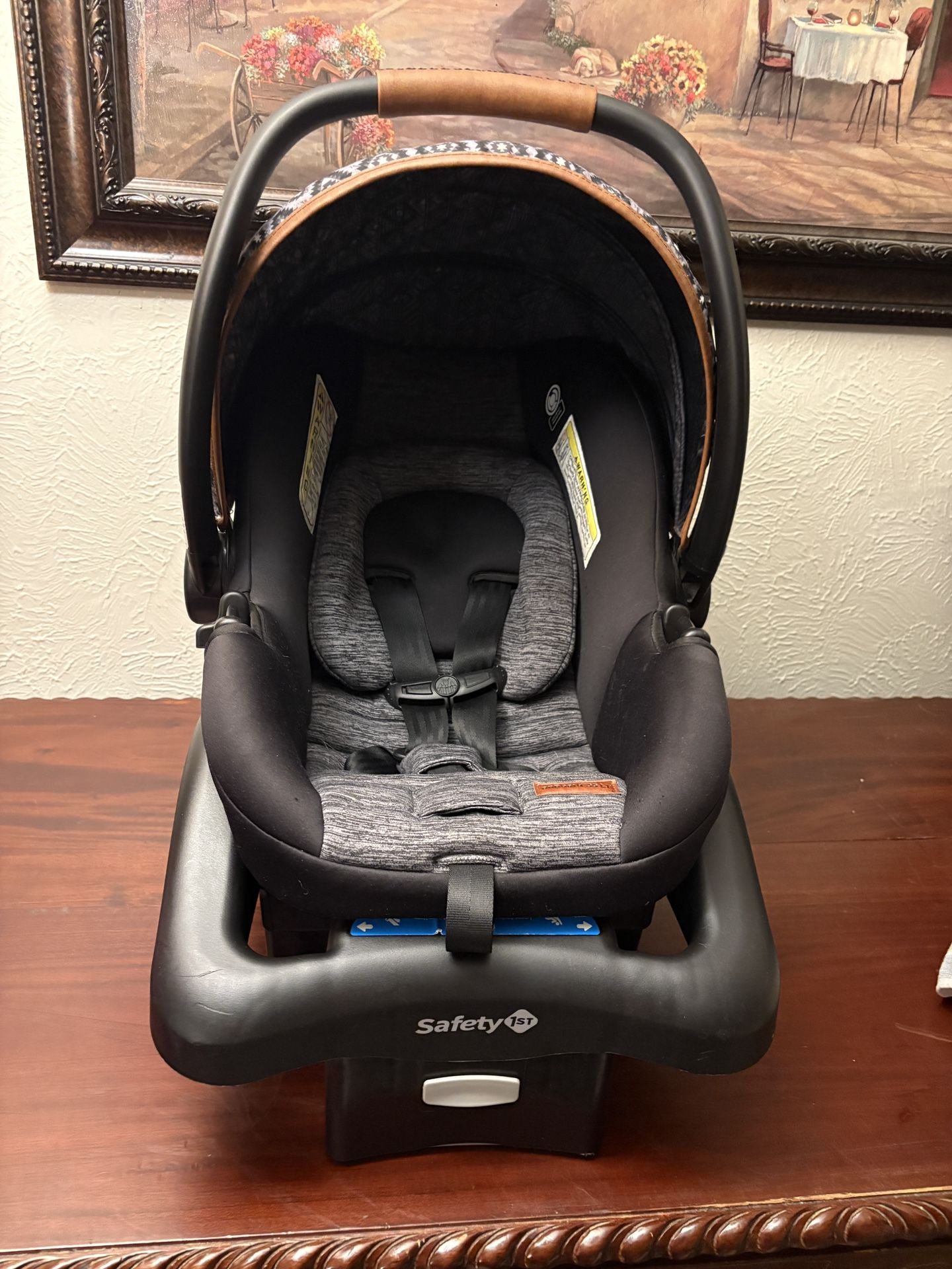 Grace Monbebe Infant Car Seat By Safety First