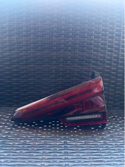 2017 2018 2019 Audi A4 S4 Right Passenger Side Inner Tail Light OEM 8A5945094D