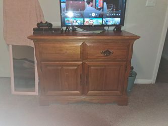 A room cabinet
